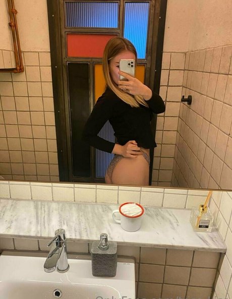 blowjob brunette onlyfans sexy xxx photos