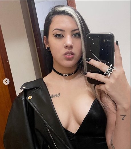 Sah Santtos_ pretty actress archive