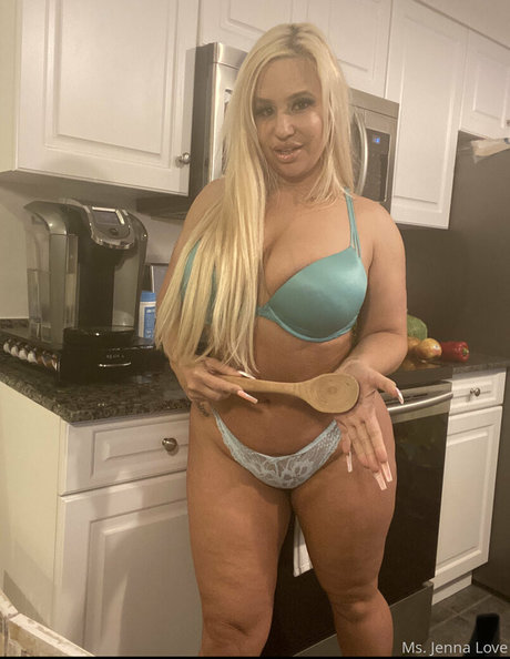 thigh onlyfans free sexy img