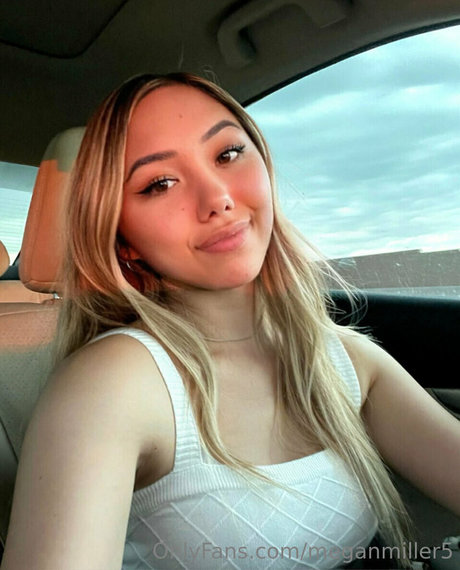 meganmiller5 star sexy pic