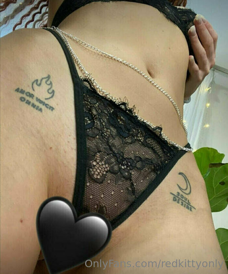 redkittyonly pornographic model pictures