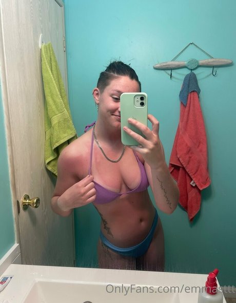 emmasttt hot actress pic