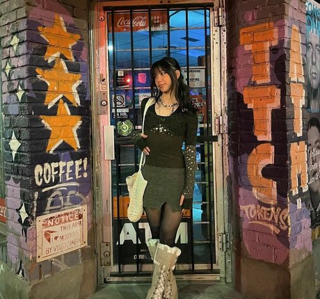 Olivia Sun xxx star photo