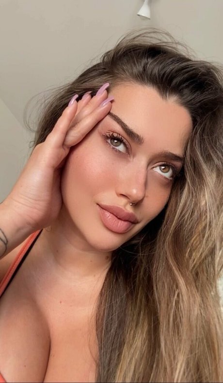 Angeline Sant pornstar nudes pictures