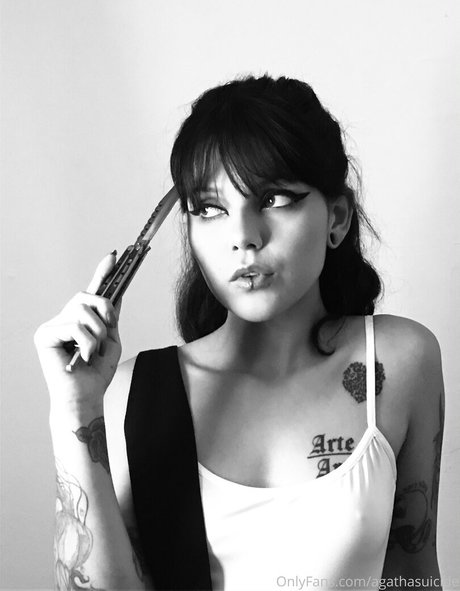 blvckchxrry star nice photos