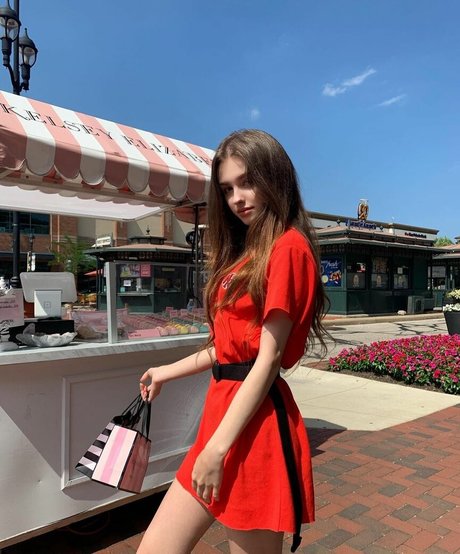 Elina Karimova sex star picture