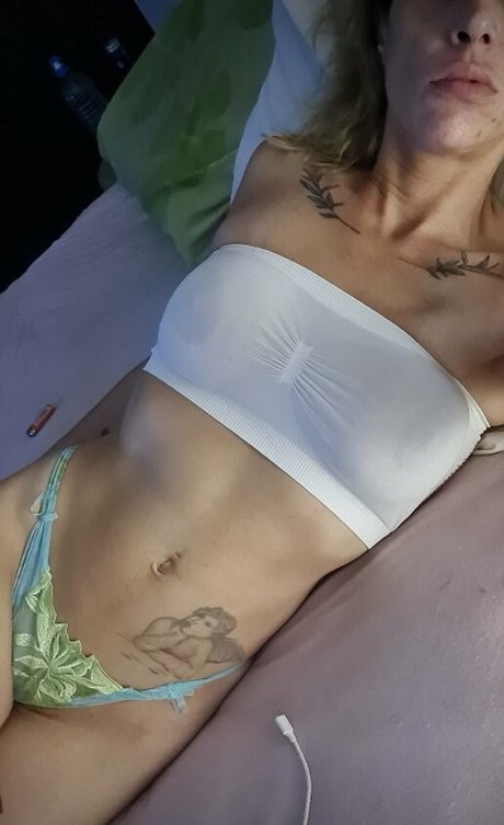 teen natural tits onlyfans sexy nude pic