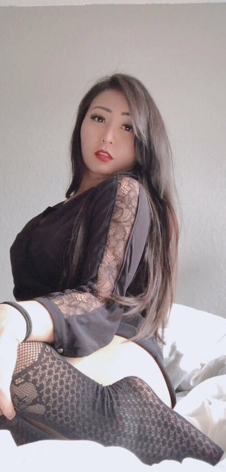 blonde princess onlyfans nice pictures