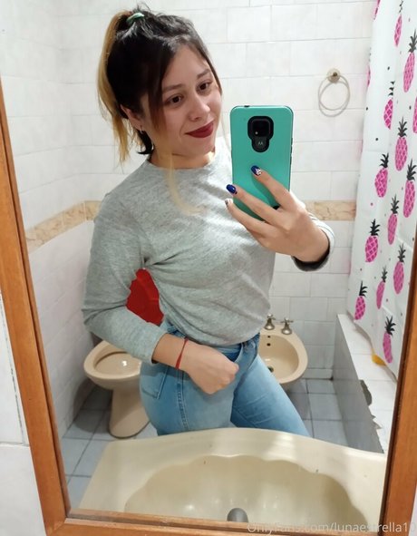 lunaestrella10 high quality pornstar pics