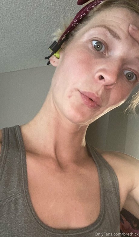 petite onlyfans pretty img