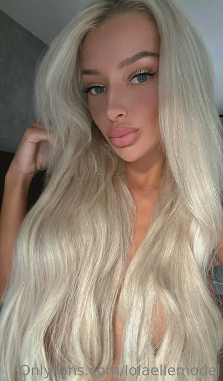 lolaellemodel model pornographic gallery