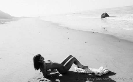 deathofyouth pornstar sexy image