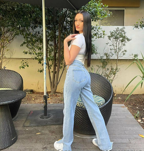 japanese schoolgirl onlyfans hot photos