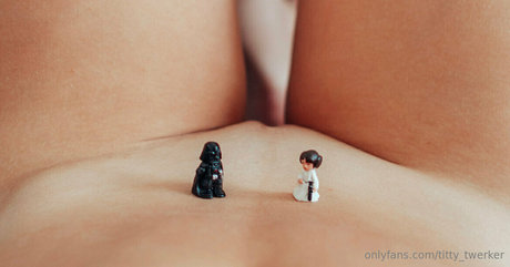 titty twerker nudes actress photos