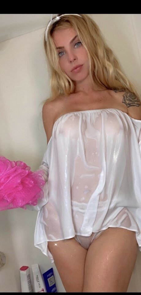 Chelseavundaland model photos