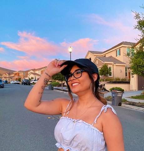 yourprincesslol naked model image