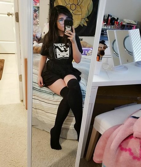 yourprincesslol model nude gallery