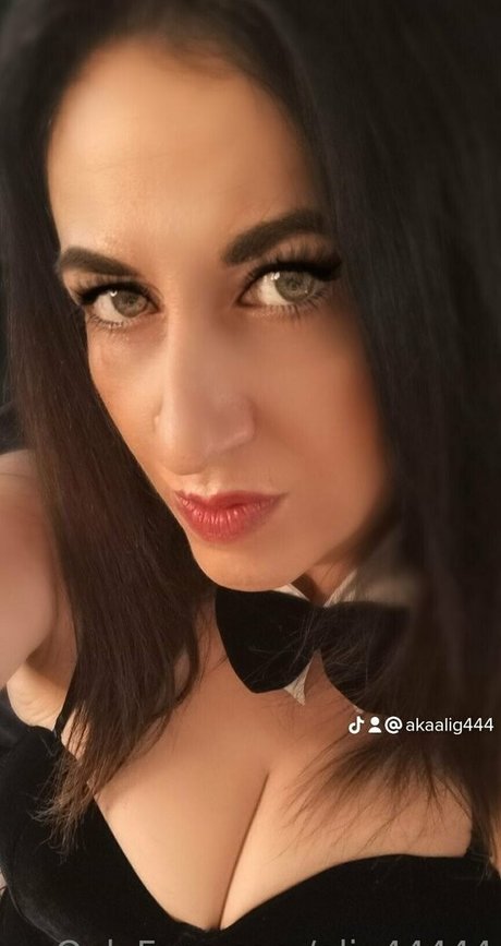 chicks with dicks onlyfans free naked galleries