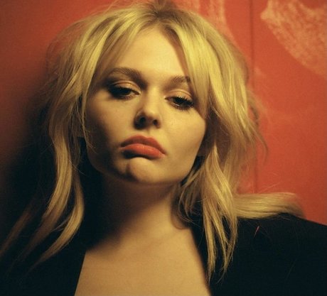 Emily Lind star beautiful photos