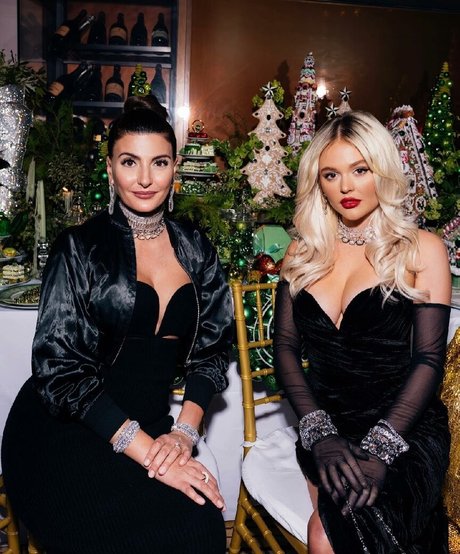 Emily Lind pornstar perfect images