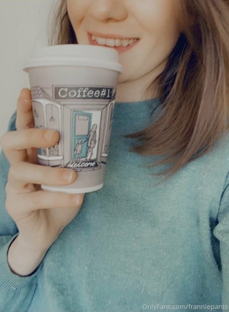 feedfrankiefree erotic model photos