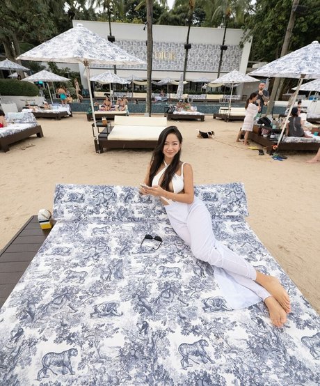 Novita Lam pornstar sex photos