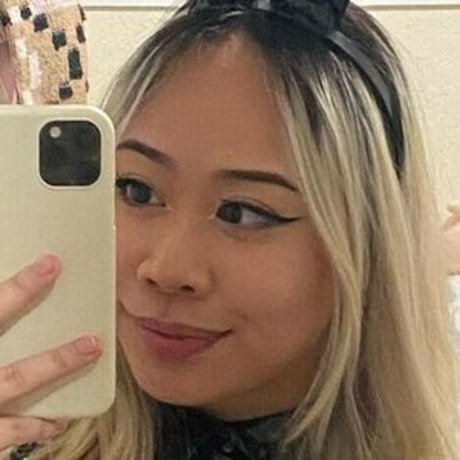 kiwireii porn star pic