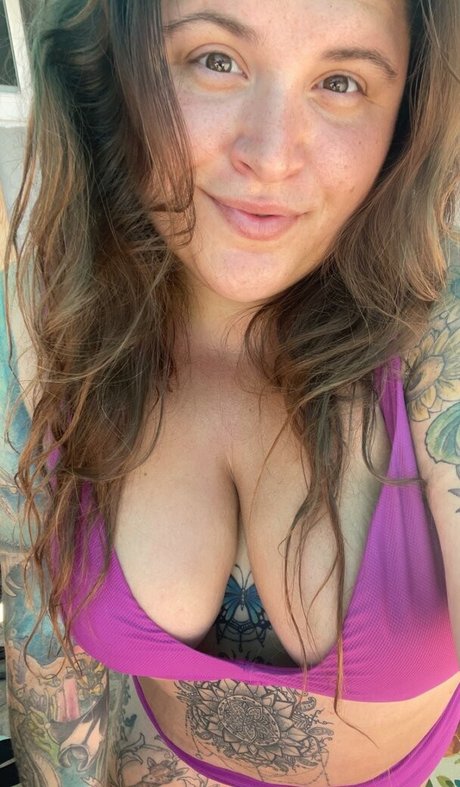 mom feet onlyfans nude image