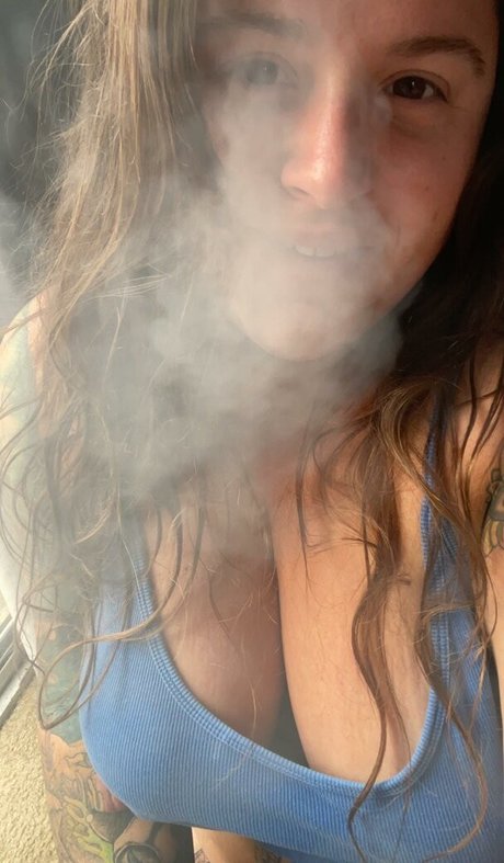 HandfulHeather exclusive actress img