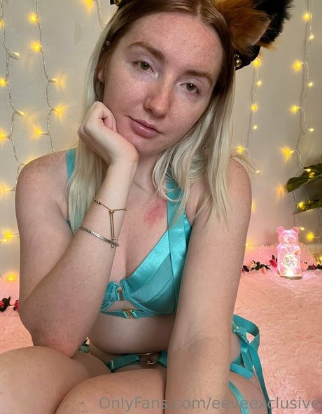 eeveexclusive star naked pictures