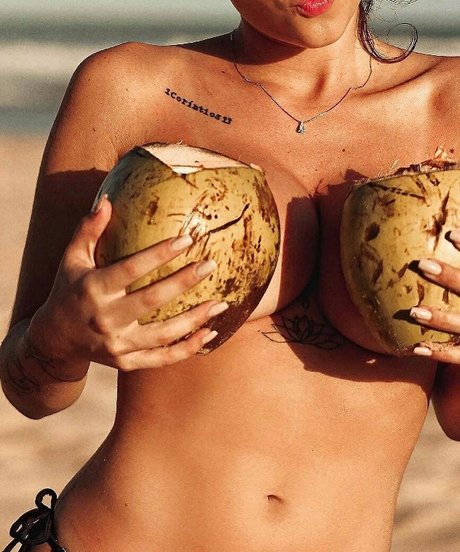 Thaylise Pivato best model image