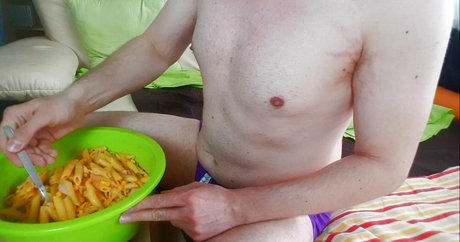 bellystuffingfan model hd picture