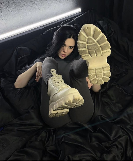 Diana Black high quality model archive