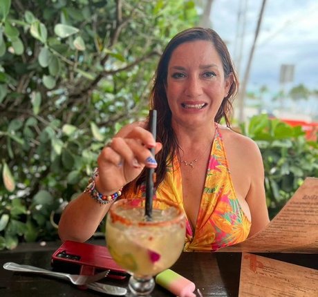 Lovebush1313 model xxx picture