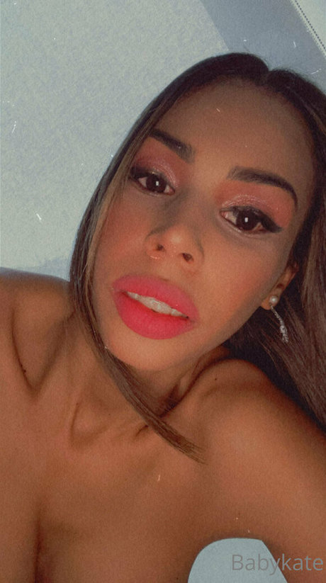 katemodelo naked actress pics