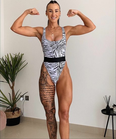 Lisafiitt perfect model pics