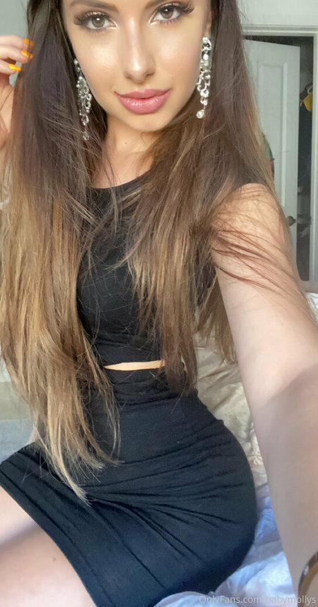 mollina rae naked actress pics