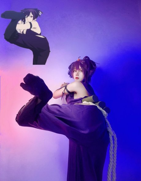 Refeen naked actress archive