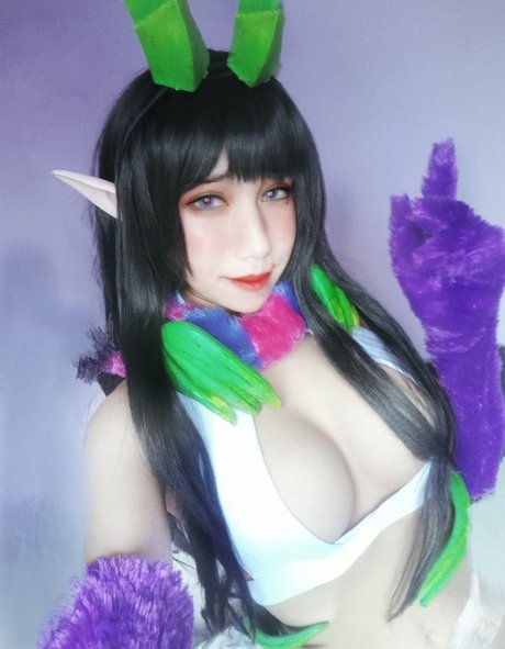 Refeen porn actress photos