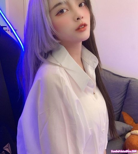 Le Josette exclusive model picture