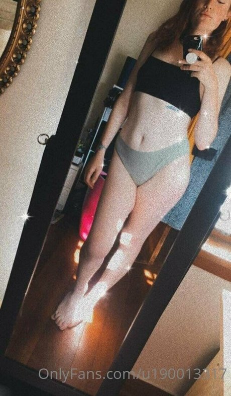 ellie3y3ballzdeep nudes actress picture