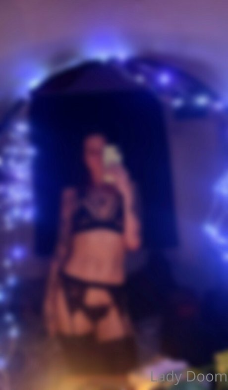 baddiefever nude model pictures