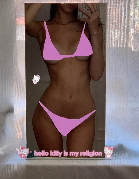 ariadnarz erotic actress photos