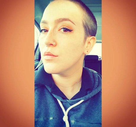 etidsteaz29 erotic model pictures