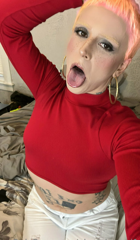 blonde trans onlyfans nude gallery