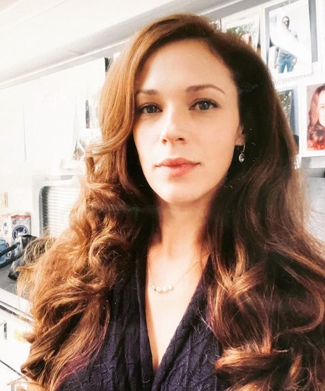 Amanda Righetti nice star galleries