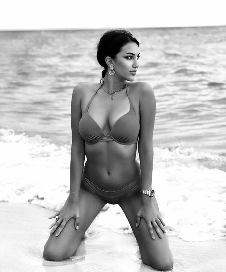 Nina Svet star high quality photo