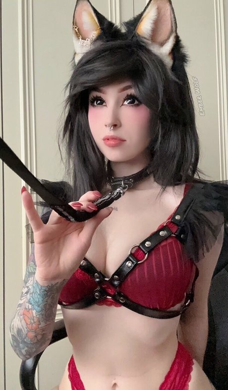 Ember Wolf nude actress archive