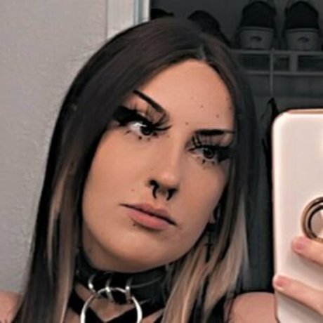 Nexy pornstar adult pic