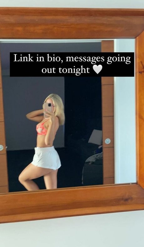 Catherine Belle hd model pics